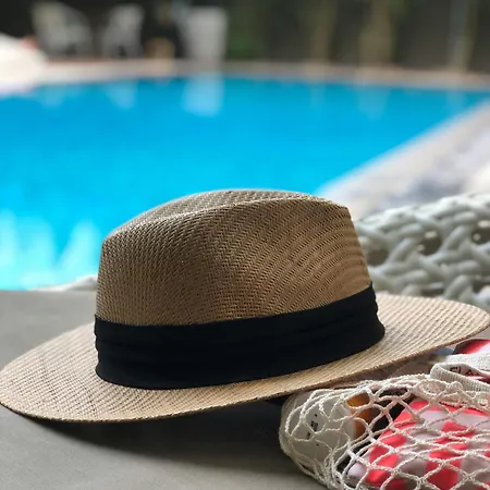 Bellavista With Pool & Lakeview * Плезио