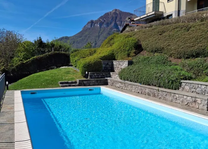 Bellavista With Pool & Lakeview 아파트 *