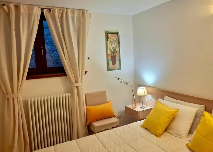 아파트 Bellavista With Pool & Lakeview *