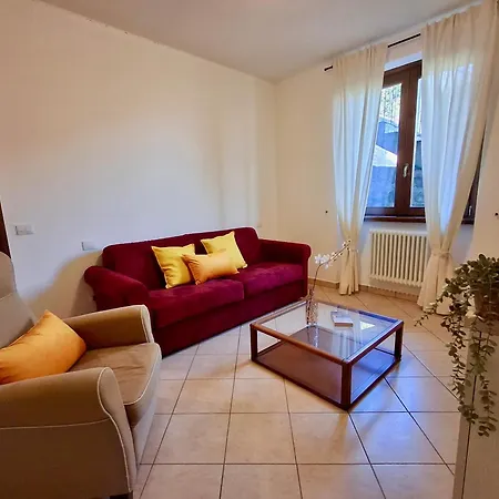 Bellavista With Pool & Lakeview Апартаменты *